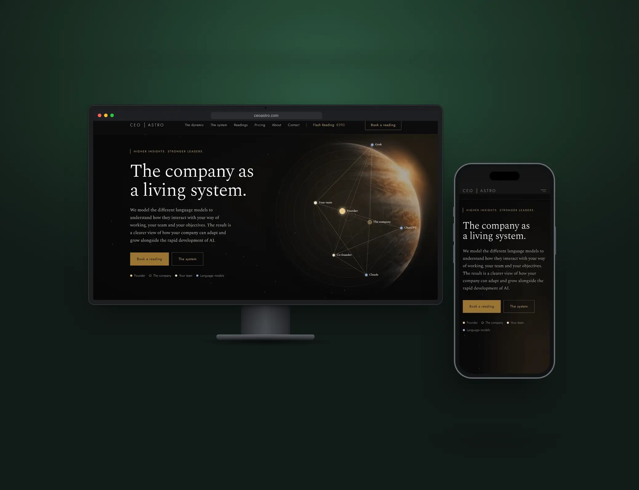 De website van CEOASTRO op een monitor en een telefoon